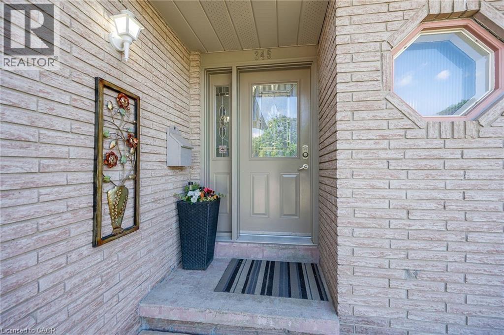 345 Westwood Drive, Kitchener, Ontario  N2M 2L3 - Photo 2 - 40849405