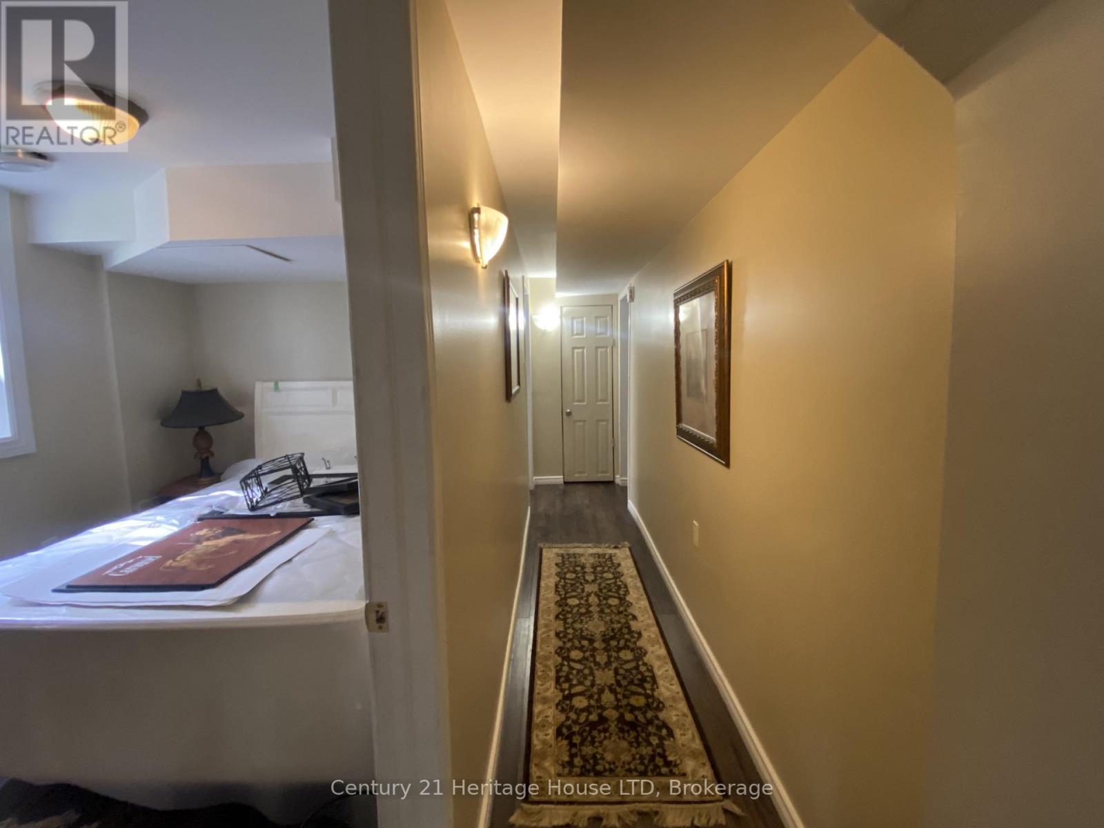 Lower Unit - 6042 Culp Street, Niagara Falls (Dorchester), Ontario  L2G 2B7 - Photo 9 - X13581628