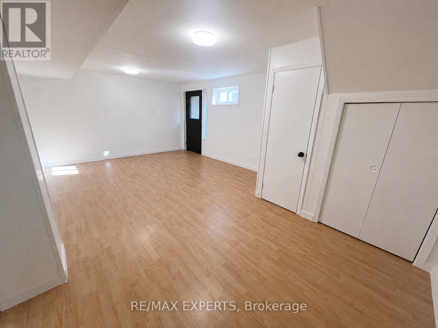 9 Bridlewood Boulevard, Toronto, Ontario  M1T 1P3 - Photo 4 - E13581646