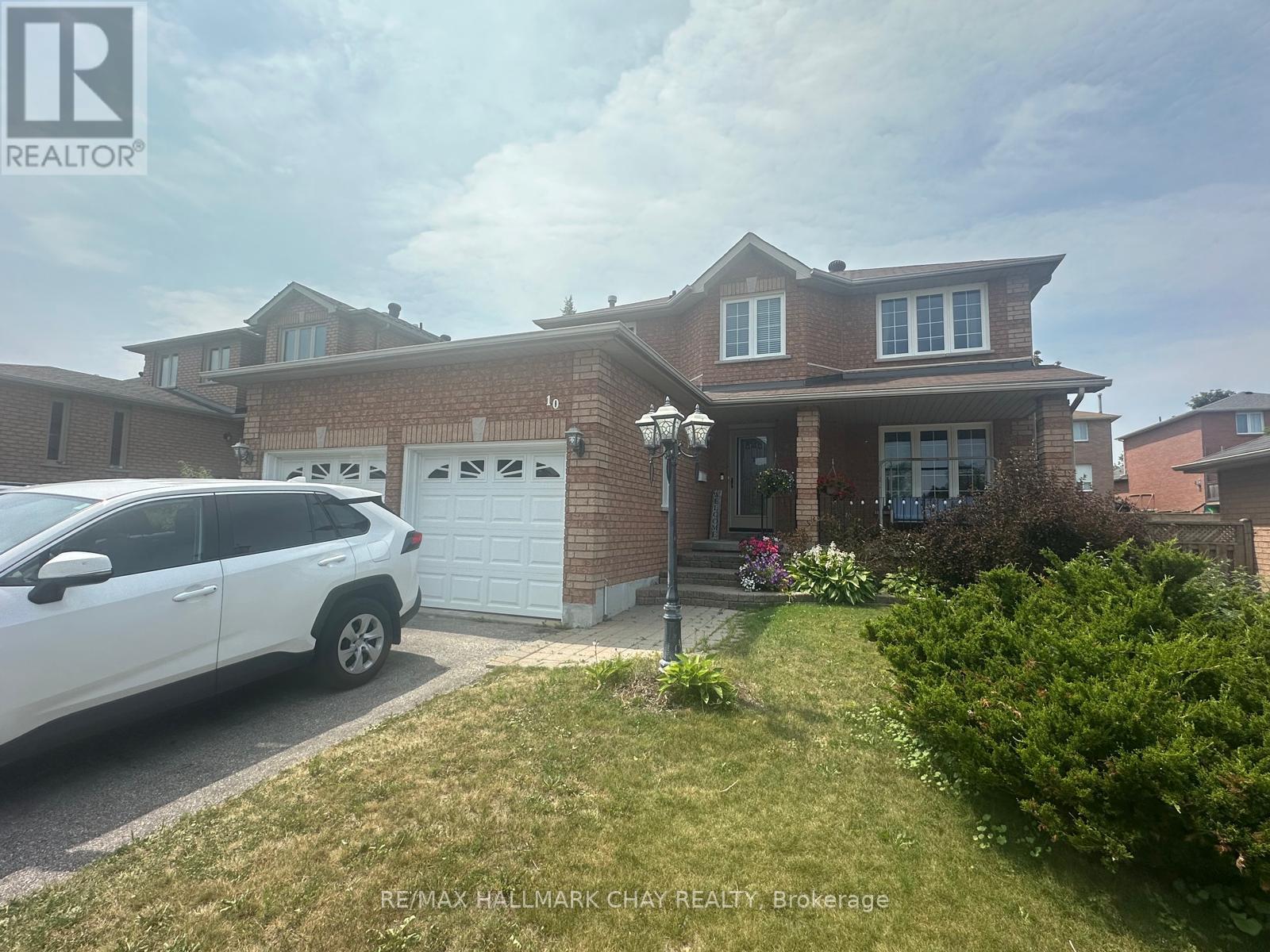 10 LONGMAN DRIVE, Barrie (Northwest)