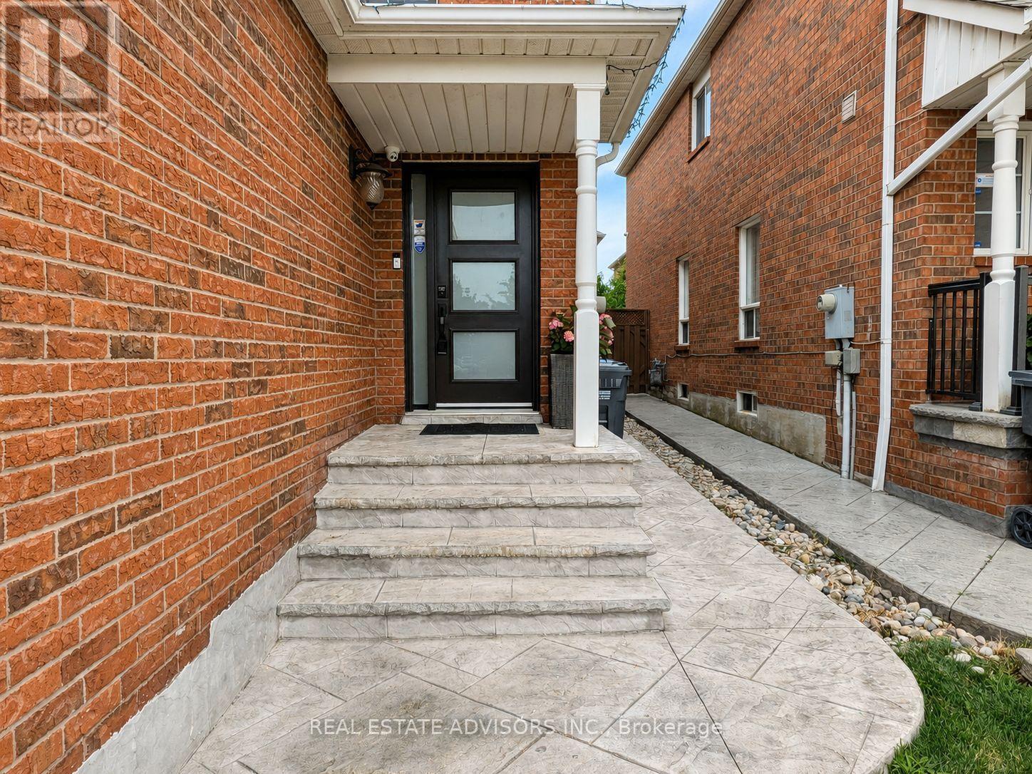 Unknown Address, ,    - Photo 2 - W13581644