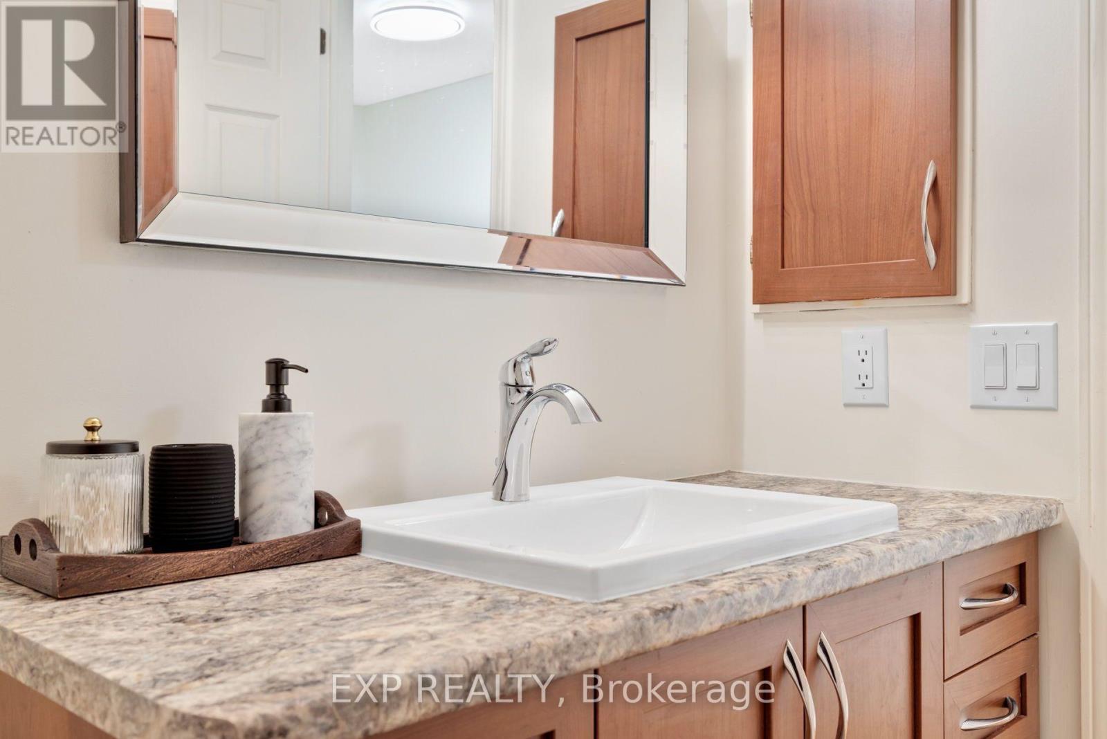 30 - 1400 Wildberry Court, Ottawa, Ontario  K1C 7K6 - Photo 33 - X13581668