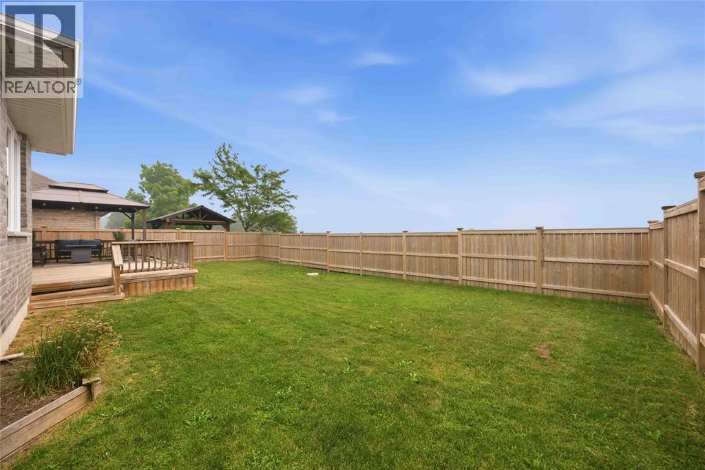 3940 Arie Court, Plympton-Wyoming, Ontario  N0N 1E0 - Photo 47 - 26016606