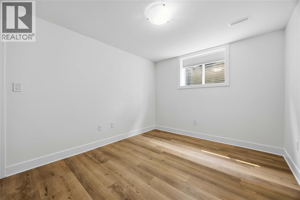 3940 Arie Court, Plympton-Wyoming, Ontario  N0N 1E0 - Photo 40 - 26016606