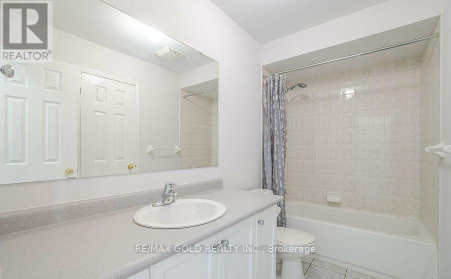 69 Portrush Trail, Brampton, Ontario  L6X 0R2 - Photo 30 - W13581670