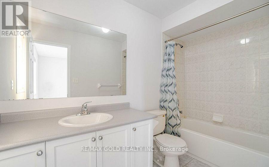 69 Portrush Trail, Brampton, Ontario  L6X 0R2 - Photo 33 - W13581670