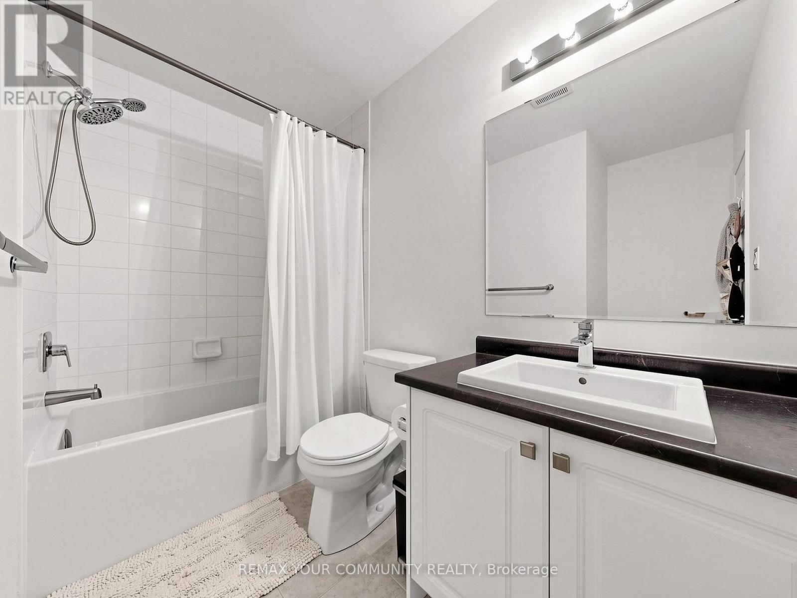 51 Vantage Loop, Newmarket, Ontario  L3X 0K9 - Photo 23 - N13561020