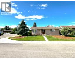 129 Greenview Close N, Lethbridge, Alberta