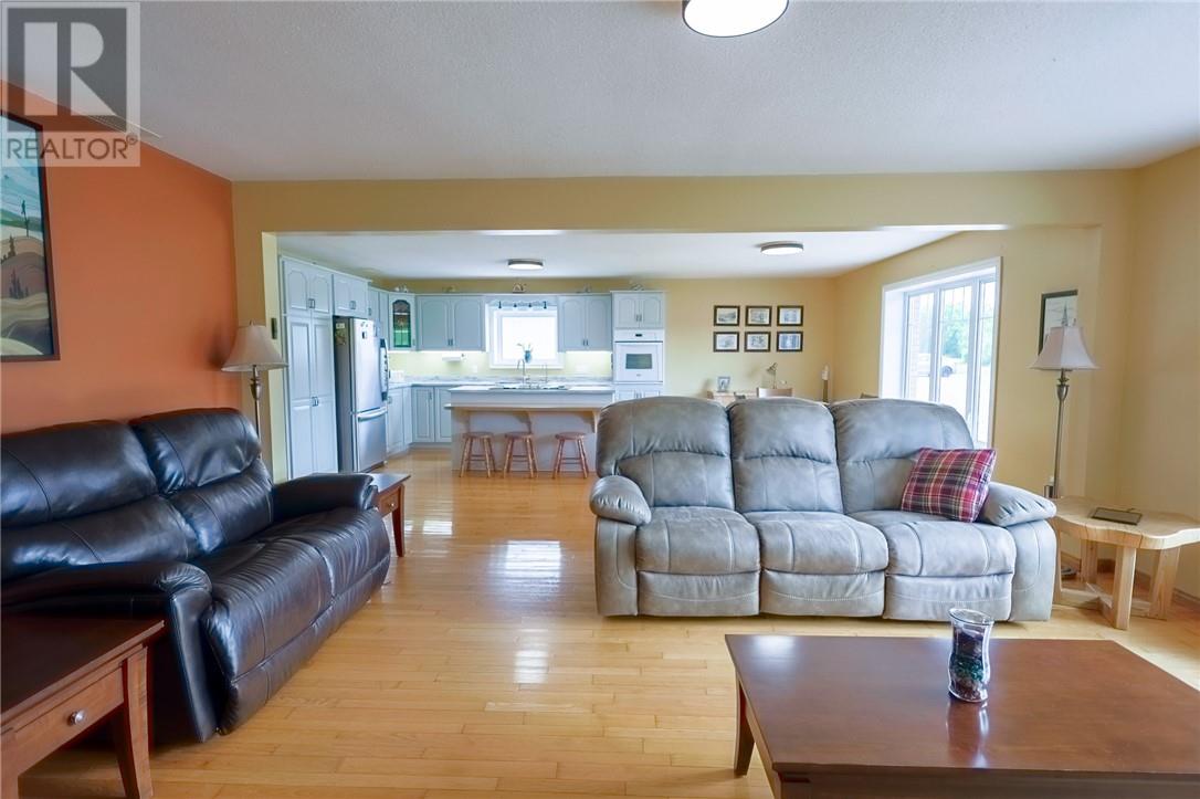 5482 Hwy 64, Noelville, Ontario  P0M 2K0 - Photo 35 - 2129291