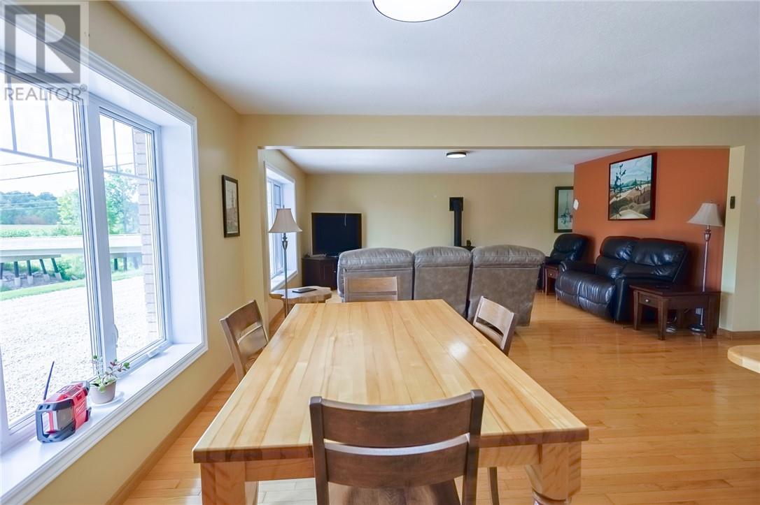 5482 Hwy 64, Noelville, Ontario  P0M 2K0 - Photo 30 - 2129291