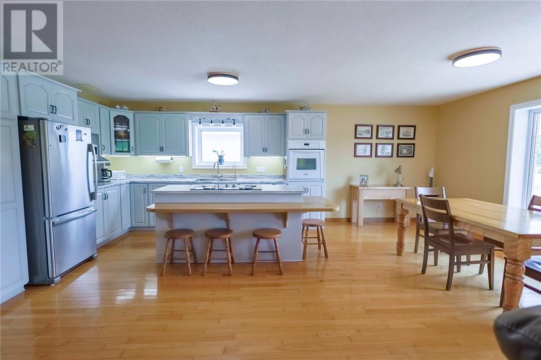 5482 Hwy 64, Noelville, Ontario  P0M 2K0 - Photo 29 - 2129291