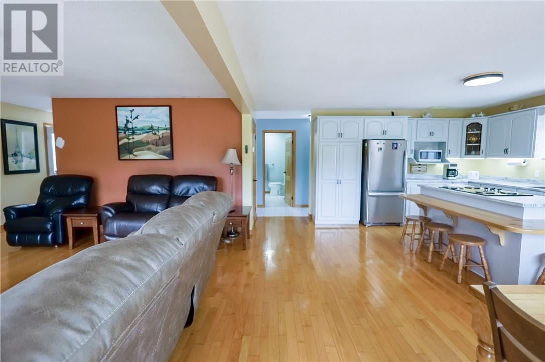 5482 Hwy 64, Noelville, Ontario  P0M 2K0 - Photo 36 - 2129291