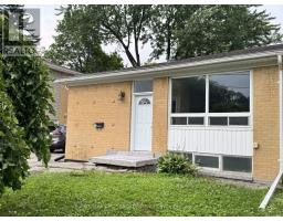 LOWER - 21 DAVIS ROAD, Aurora, Ontario