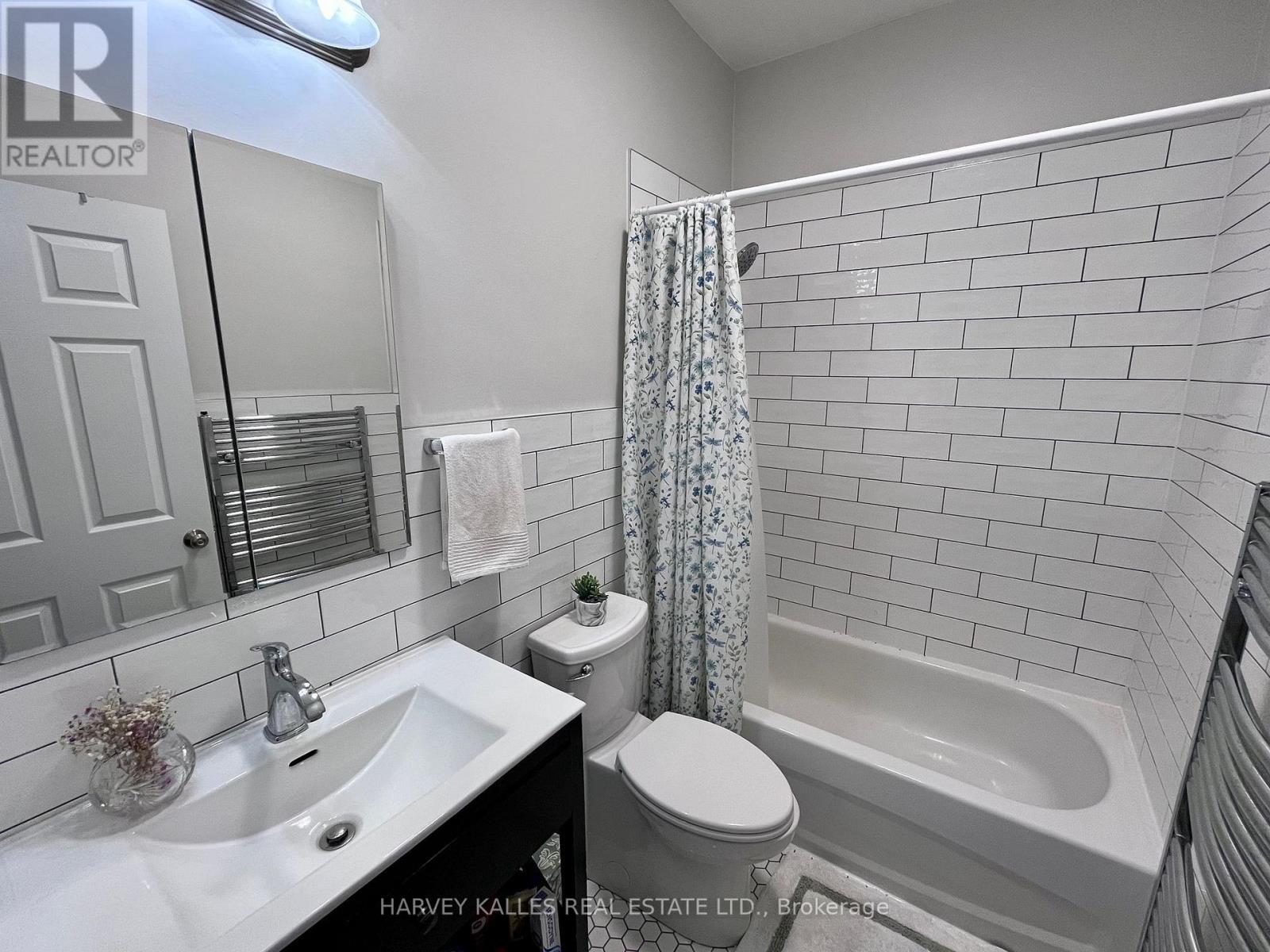 1 - 167 Lauder Avenue, Toronto, Ontario M6E 3H3 - Photo 6 - C13535468