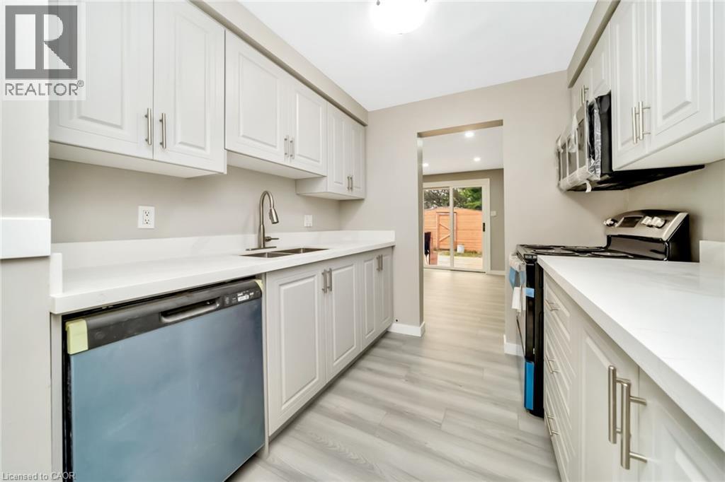 53 Burns Drive, Guelph, Ontario  N1H 6V8 - Photo 5 - 40849201