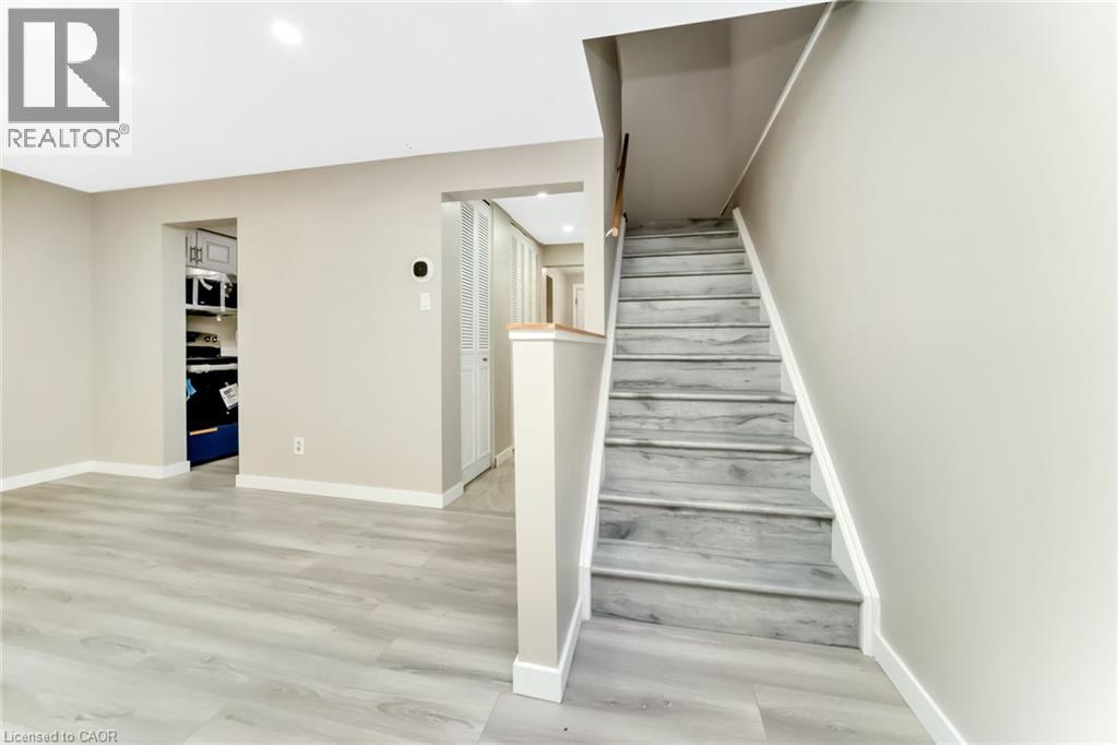53 Burns Drive, Guelph, Ontario  N1H 6V8 - Photo 13 - 40849201