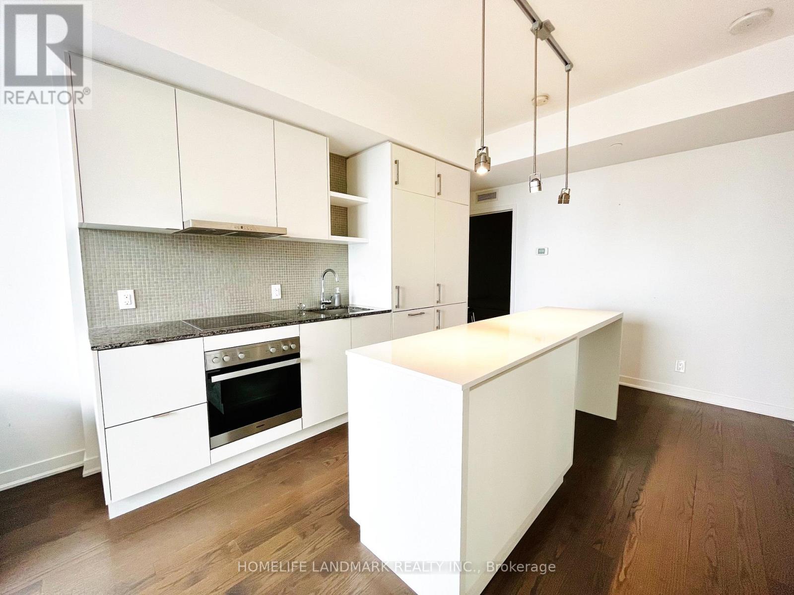 6105 - 100 Harbour Street, Toronto, Ontario  M5J 0B5 - Photo 6 - C13581732