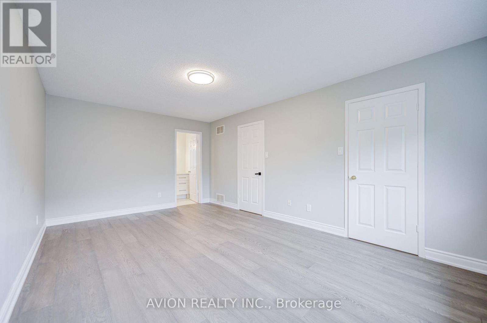 9 Falan Heights Crescent, Aurora, Ontario  L4G 5C2 - Photo 22 - N13581736