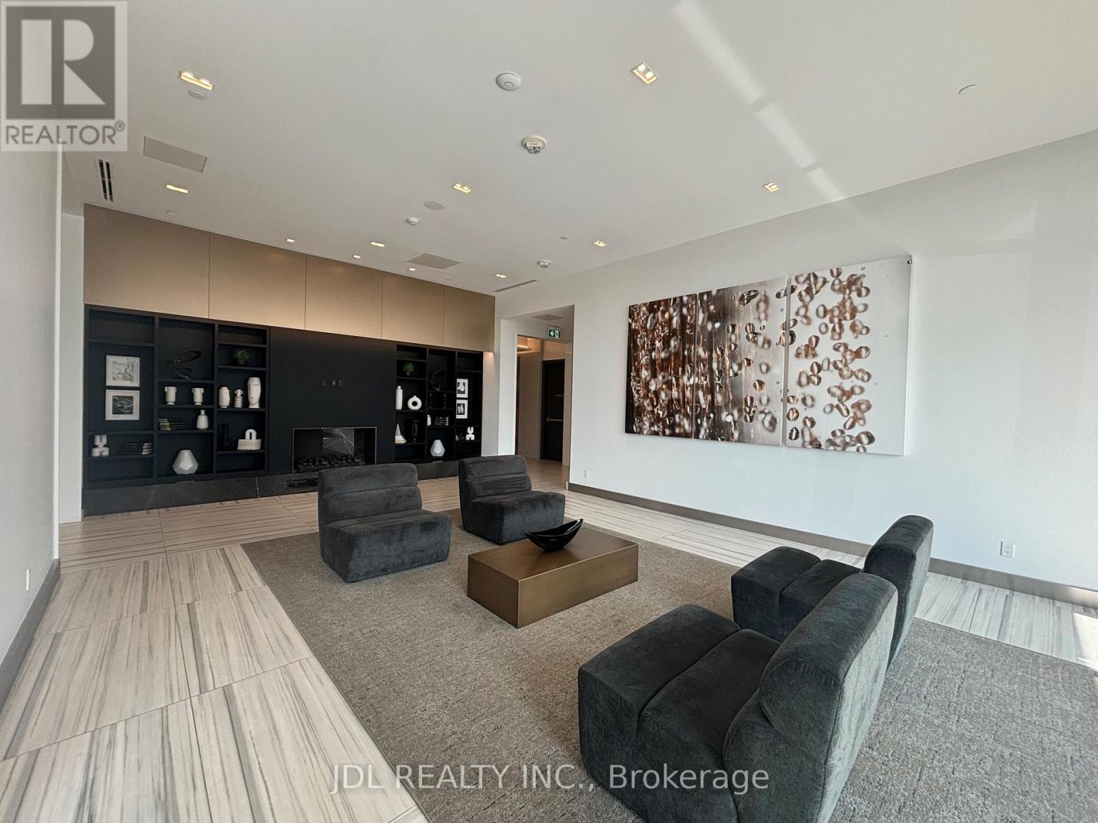 711 - 38 Water Walk Drive, Markham, Ontario  L3R 6M8 - Photo 15 - N13581756