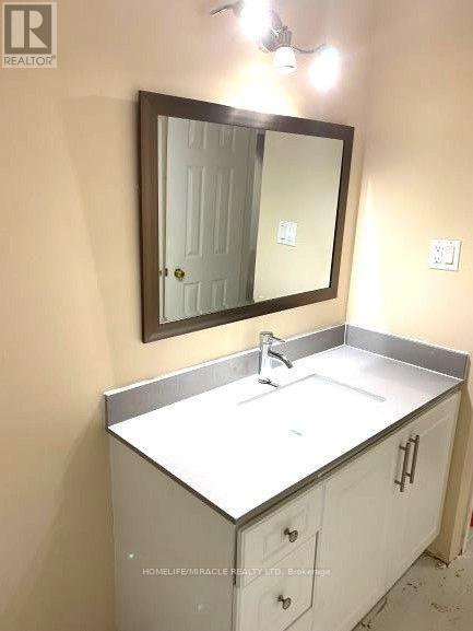36 Bruce Beer Drive, Brampton, Ontario  L6V 2W9 - Photo 10 - W13581720