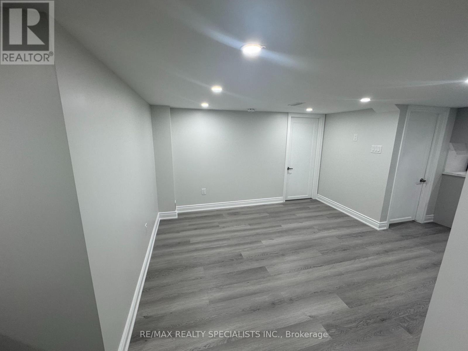 (Basement) - 20 Elderberry Street, Caledon, Ontario  L7C 4N8 - Photo 3 - W13581726