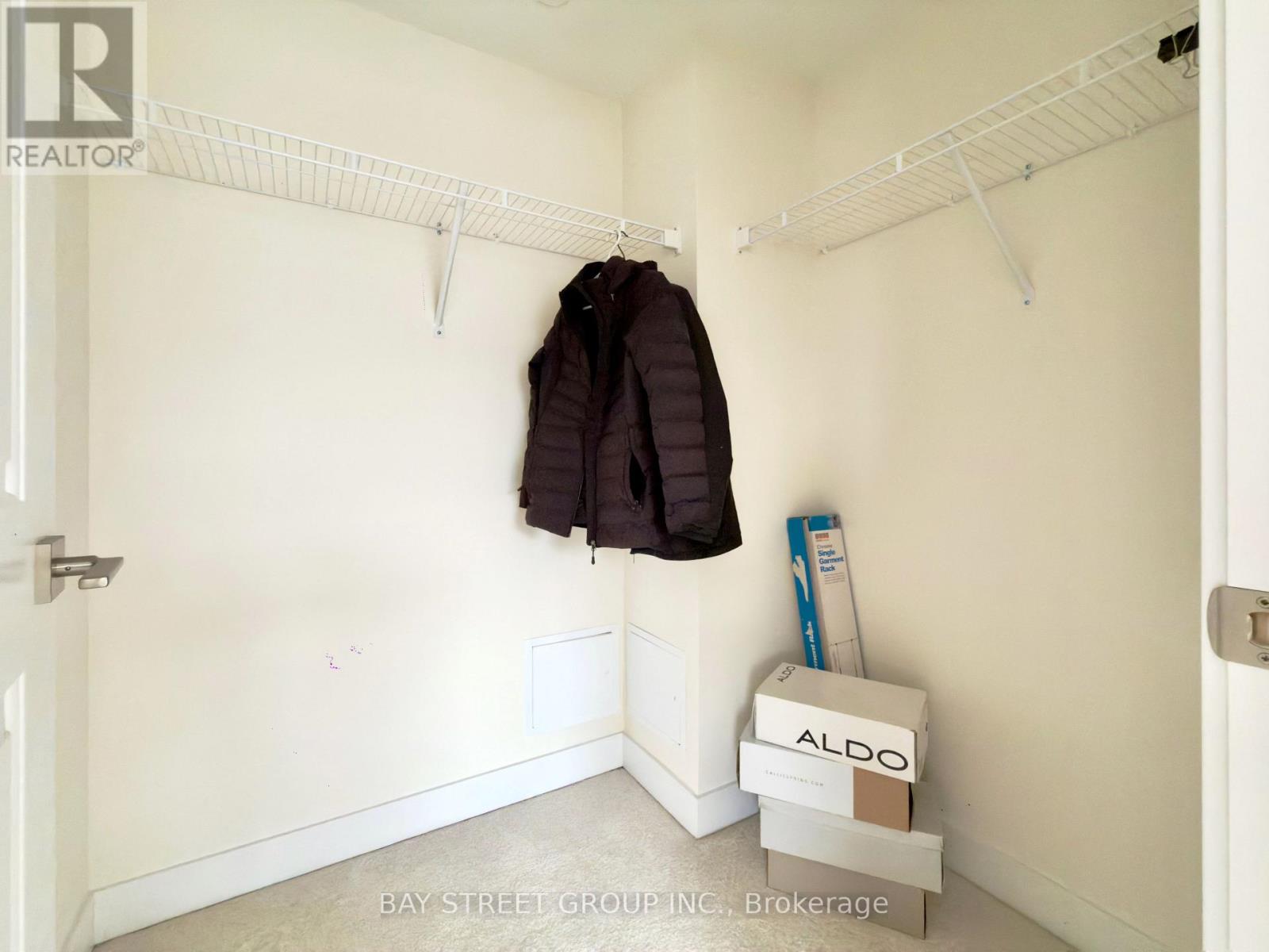 26 William Duncan Road, Toronto, Ontario  M3K 0C7 - Photo 19 - W13581740