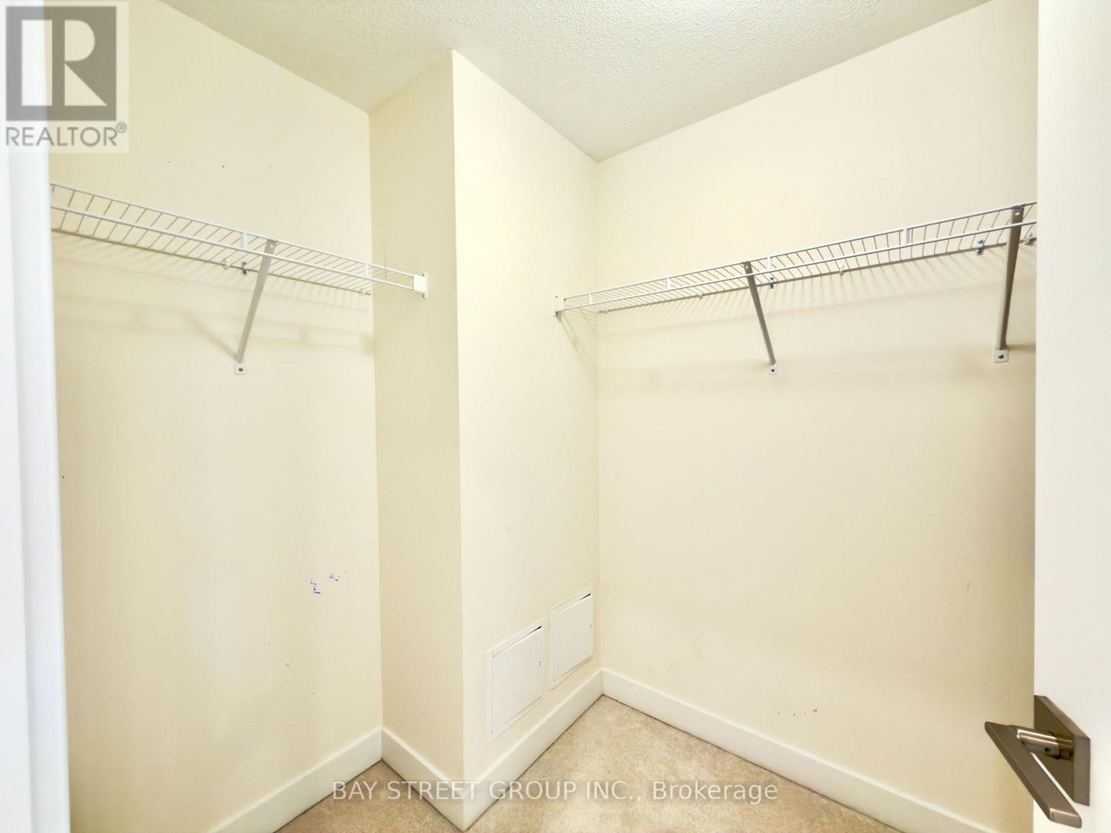 26 William Duncan Road, Toronto, Ontario  M3K 0C7 - Photo 22 - W13581740