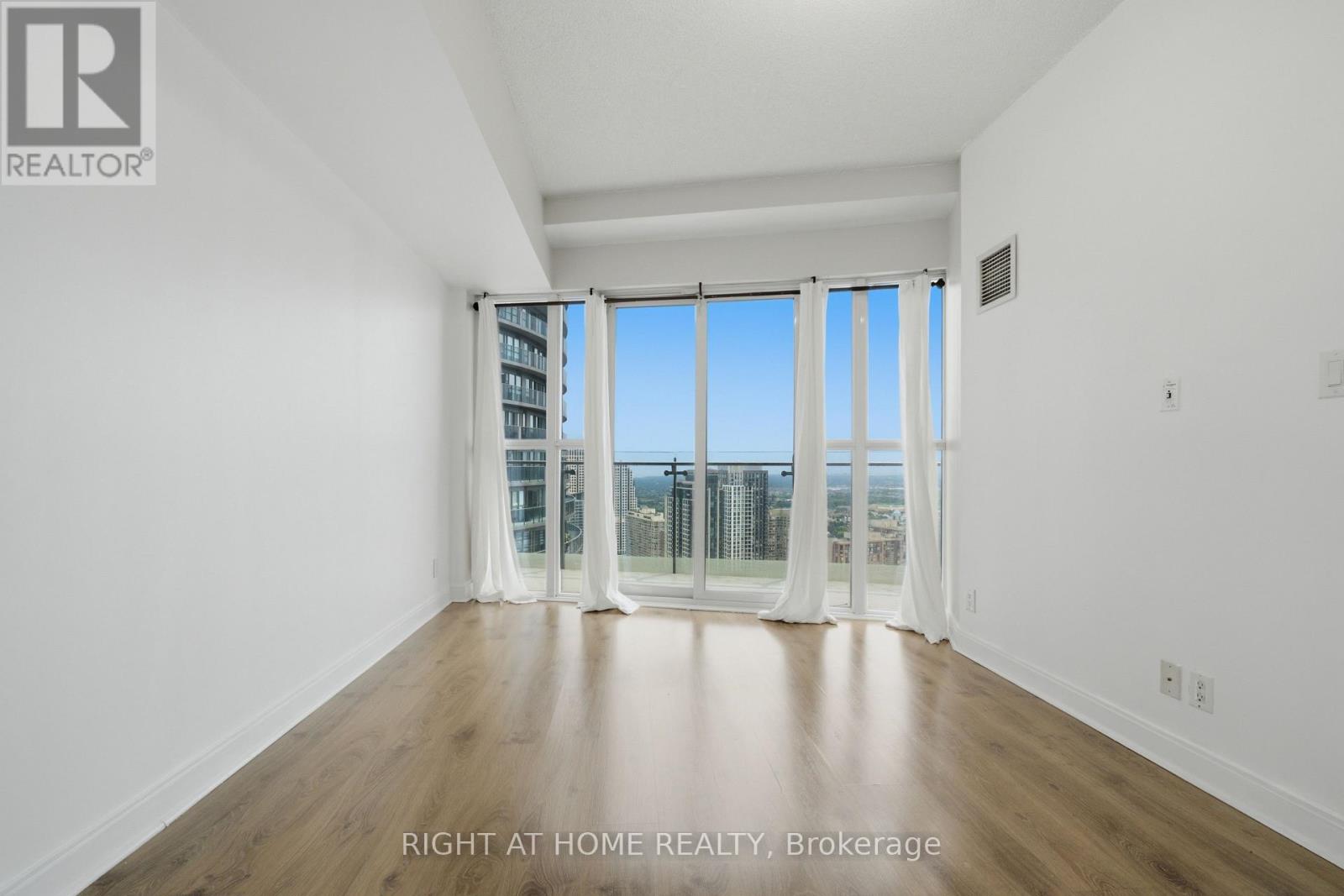 3806 - 50 Absolute Avenue, Mississauga, Ontario  L4Z 0A8 - Photo 12 - W13581794