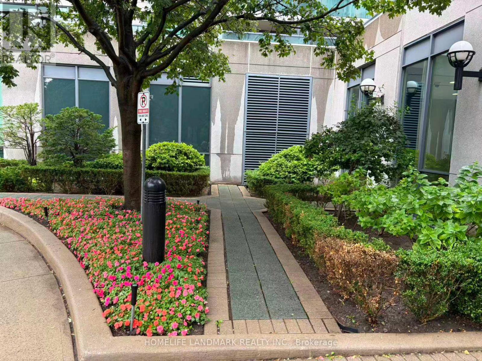 1001 - 28 Harrison Garden Boulevard E, Toronto, Ontario  M2N 7B5 - Photo 17 - C13580748