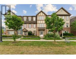 30 HENNEBERRY LANE, Brampton, Ontario