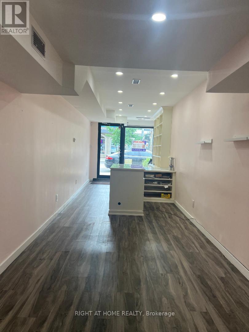2 - 2359 Queen Street E, Toronto, Ontario  M4E 1H2 - Photo 9 - E13581808
