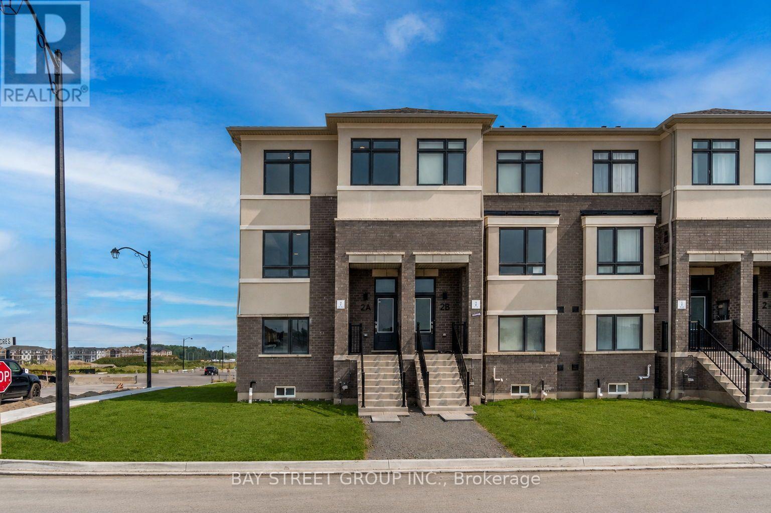 2 A Big Willow Crescent, Richmond Hill, Ontario  L4E 1P3 - Photo 2 - N13581804