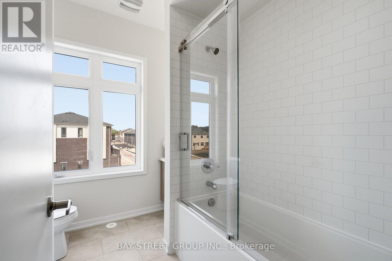 2 A Big Willow Crescent, Richmond Hill, Ontario  L4E 1P3 - Photo 24 - N13581804
