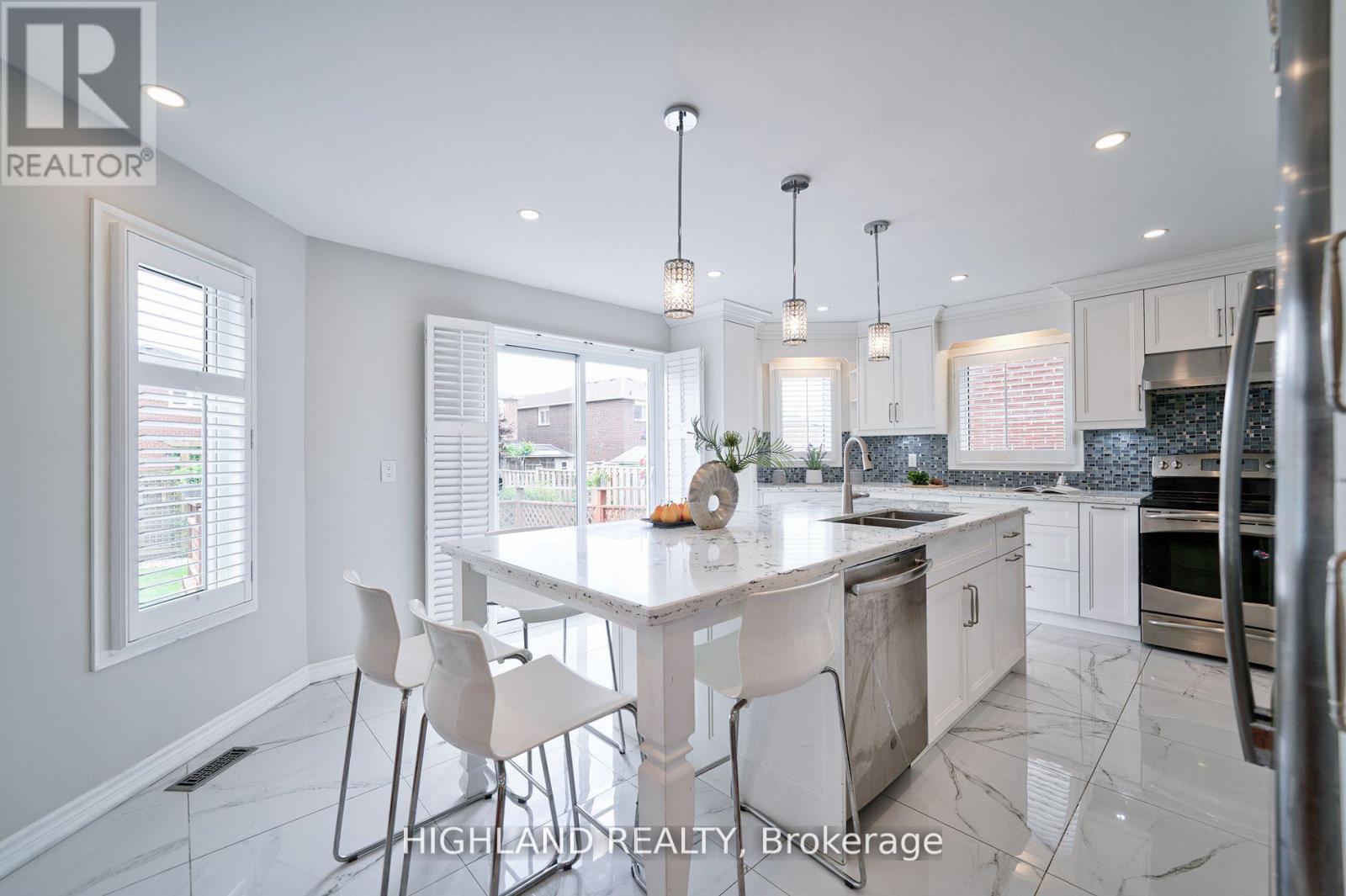 3591 Copernicus Drive, Mississauga, Ontario  L5B 3L3 - Photo 11 - W13575070