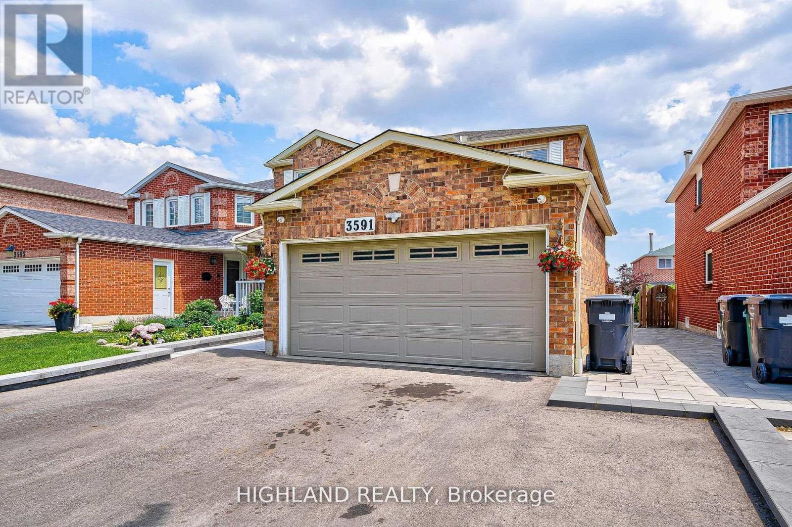 3591 Copernicus Drive, Mississauga, Ontario  L5B 3L3 - Photo 3 - W13575070