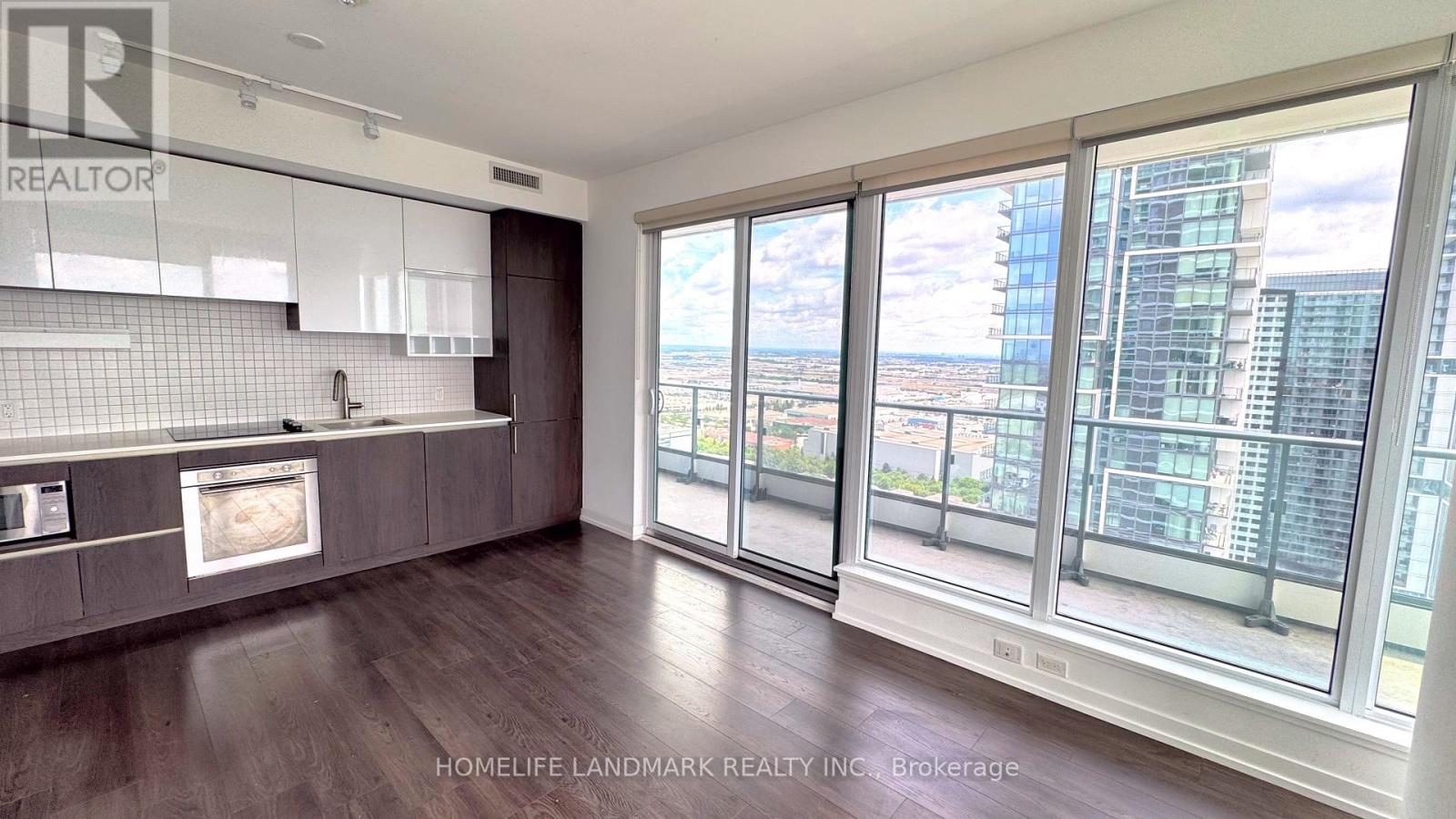 3306 - 950 Portage Parkway, Vaughan, Ontario  L4K 0J7 - Photo 2 - N13581862