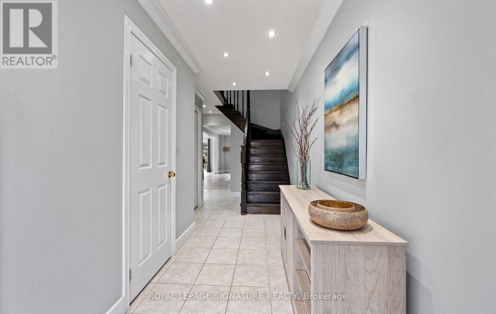 1411 Costigan Road, Milton, Ontario L9T 0Y7 - Photo 5 - W13581850