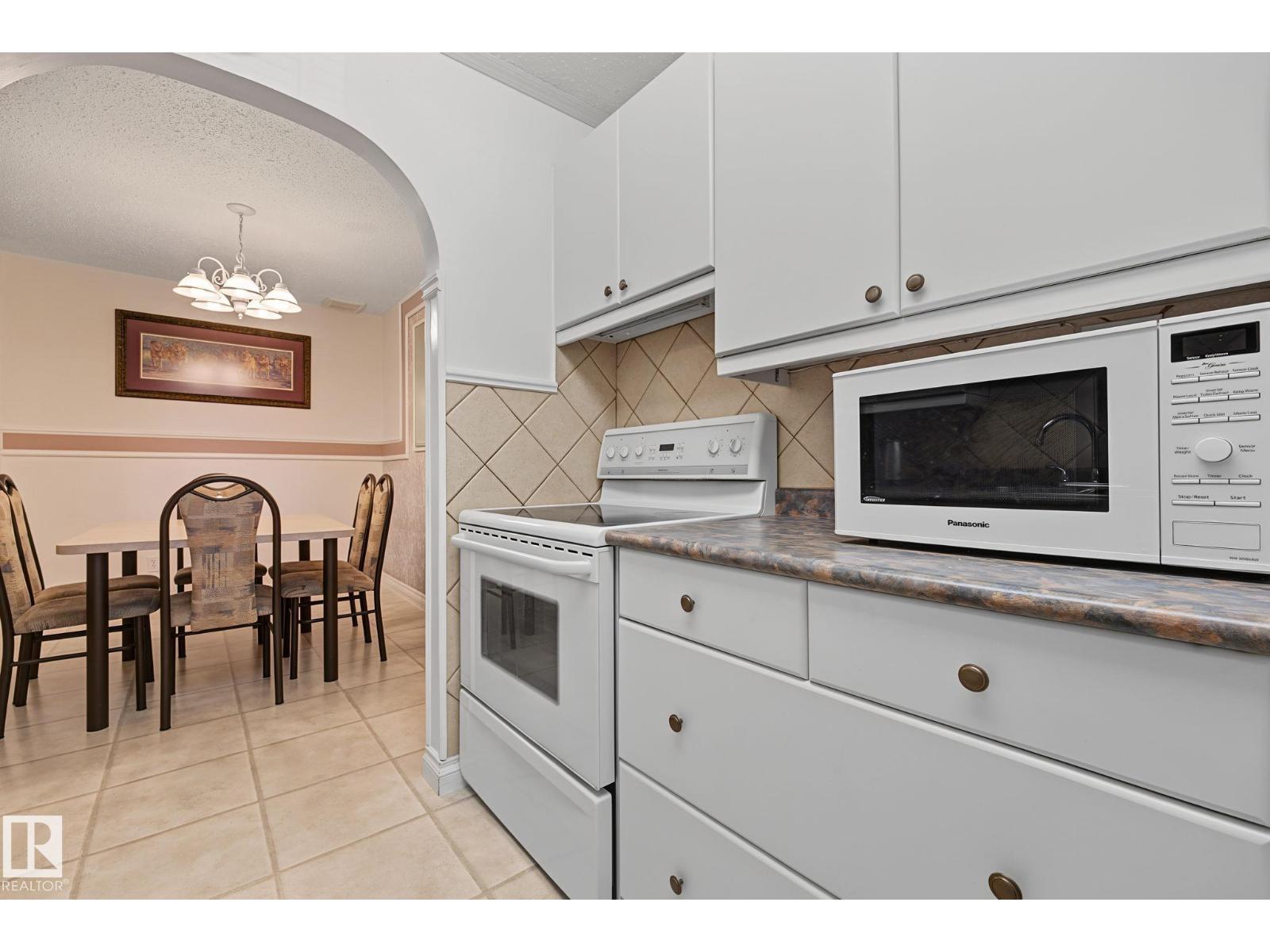 895 Erin Pl Nw, Edmonton, Alberta  T5T 1M6 - Photo 7 - E4499743