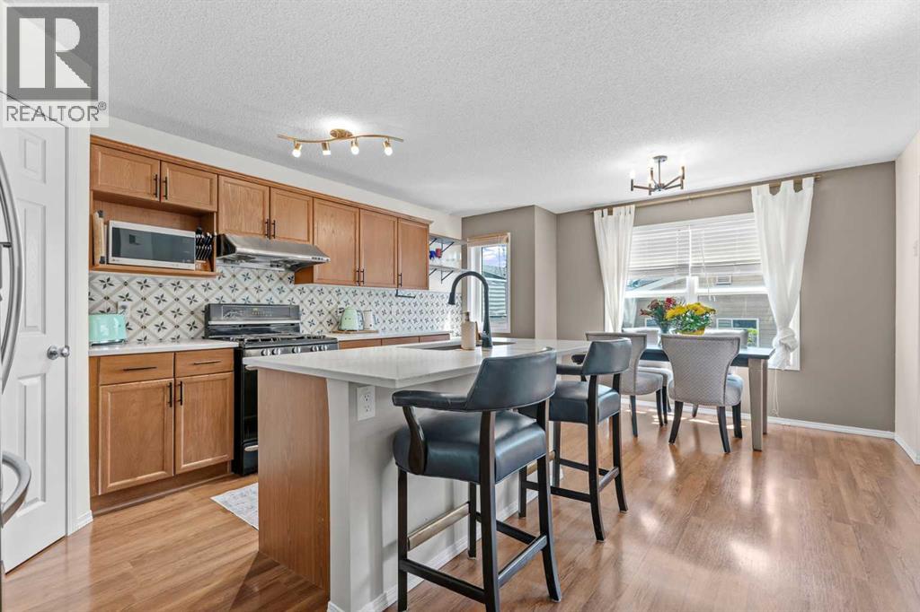 85 Evermeadow Manor Sw, Calgary, Alberta  T2Y 4W8 - Photo 7 - A2327764