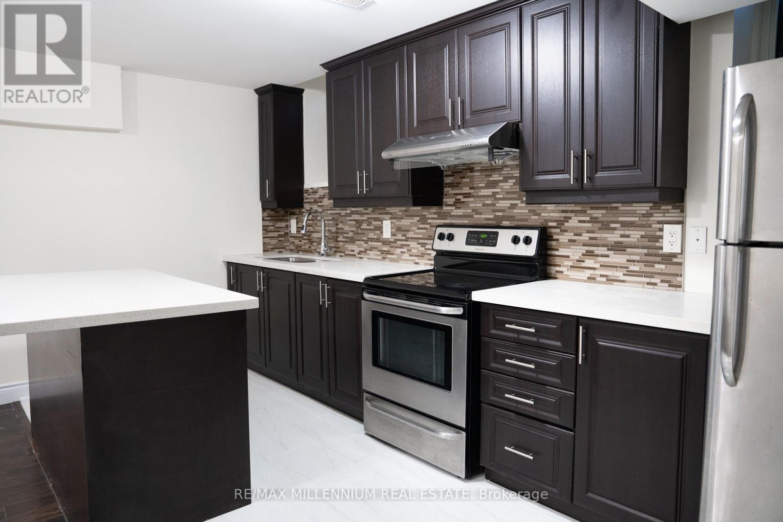 6 DECORSO DRIVE, Brampton, Ontario