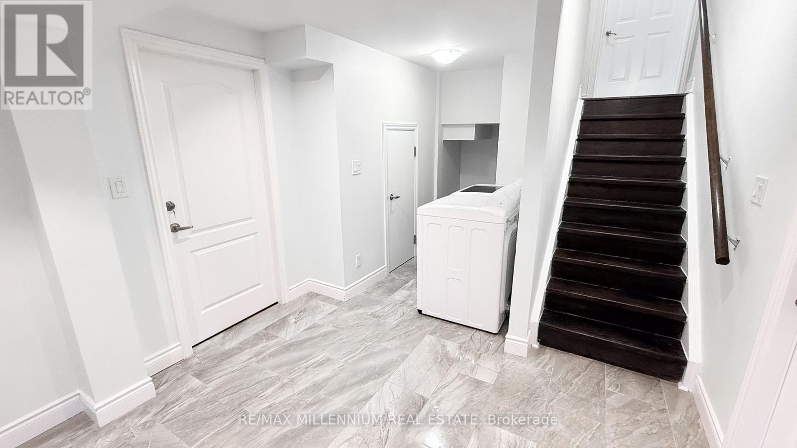 6 Decorso Drive, Brampton, Ontario  L6P 3T7 - Photo 6 - W13581874