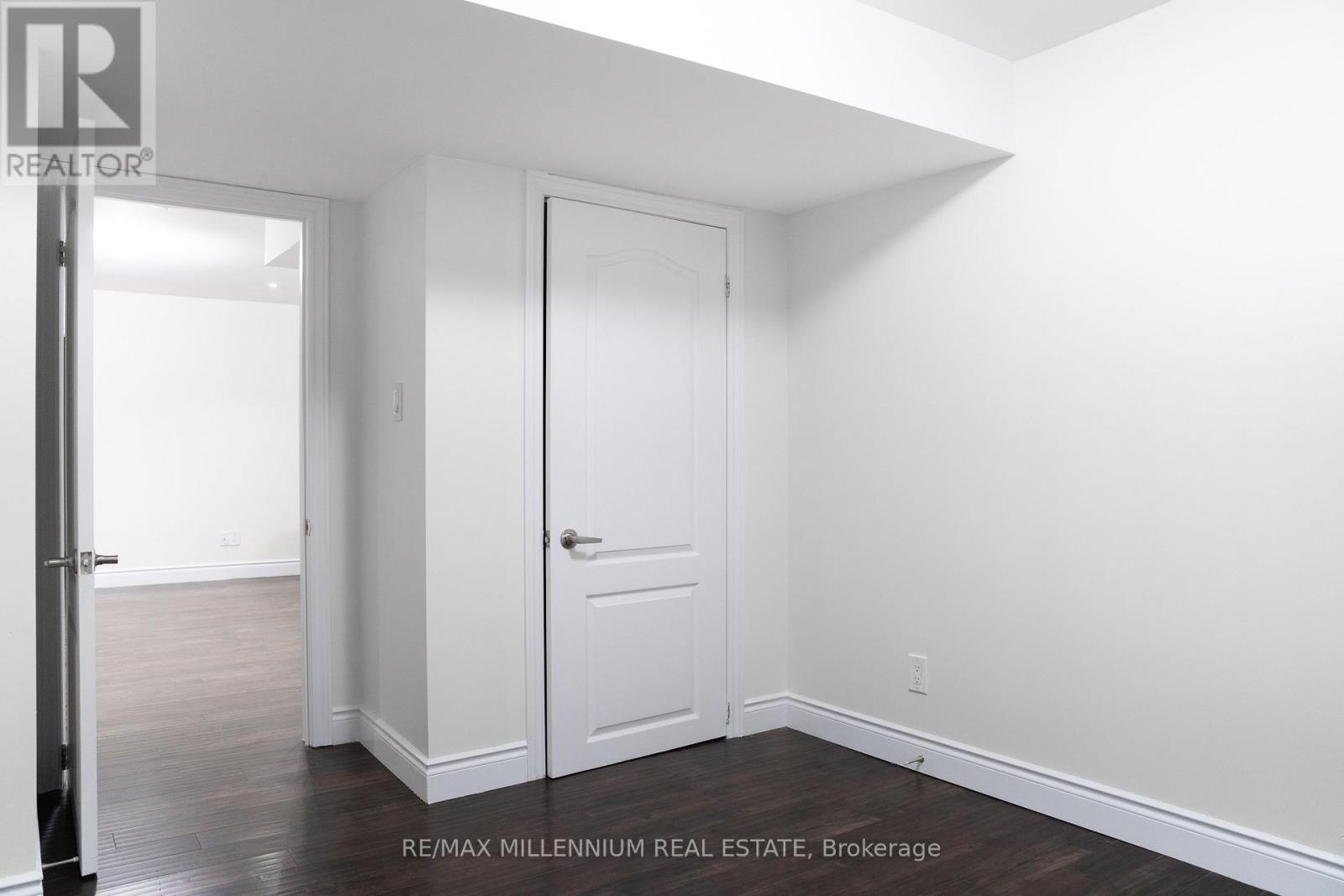 6 Decorso Drive, Brampton, Ontario  L6P 3T7 - Photo 7 - W13581874