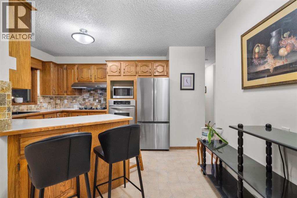 4604 Marwood Way NE, Calgary, Alberta  T2A 2S7 - Photo 11 - A2292105