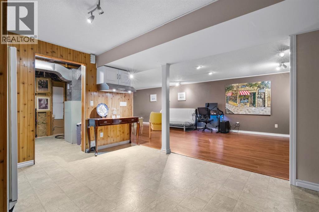 4604 Marwood Way NE, Calgary, Alberta  T2A 2S7 - Photo 21 - A2292105