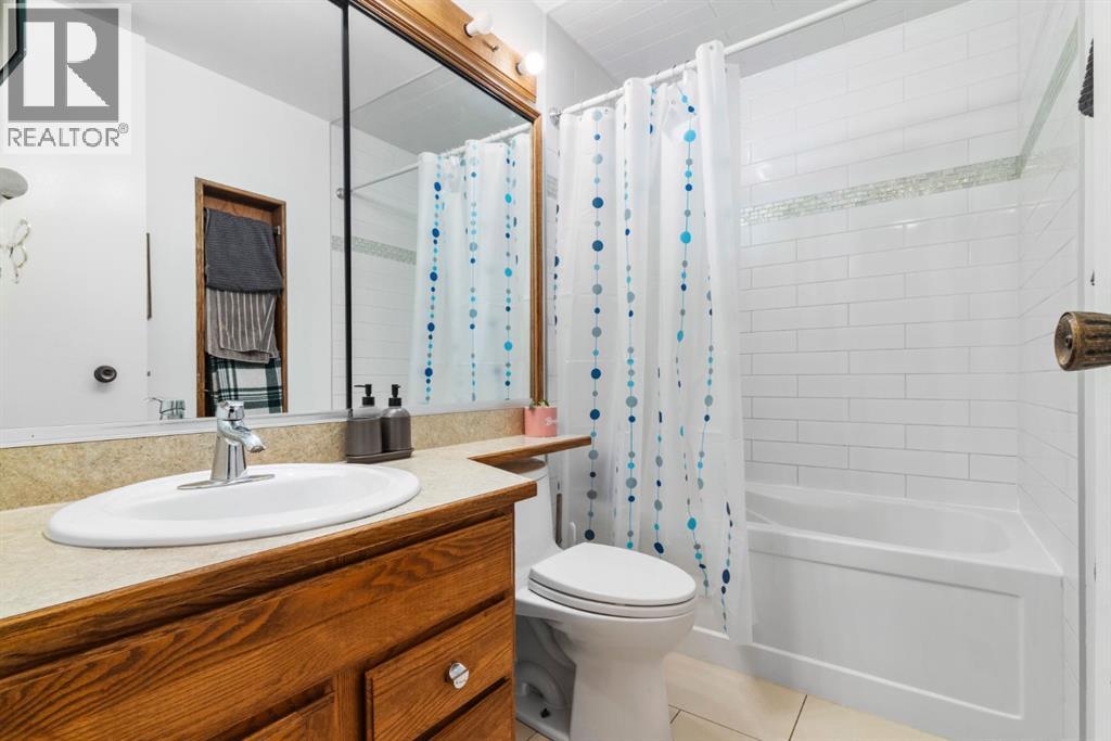 4604 Marwood Way NE, Calgary, Alberta  T2A 2S7 - Photo 13 - A2292105