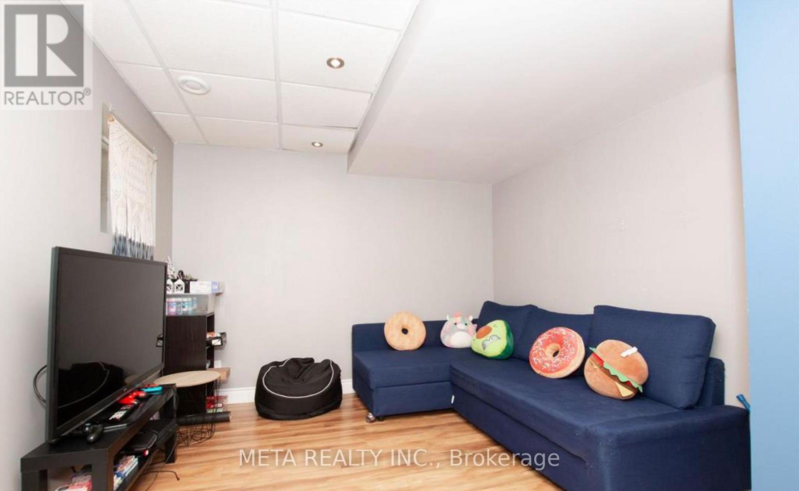 2109 Dunmore Avenue, Burlington, Ontario L7L 6V8 - Photo 16 - W13581930