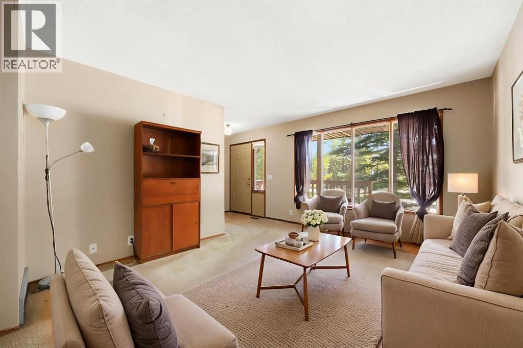 80 Macewan Drive NW, Calgary, Alberta  T3K 2P7 - Photo 9 - A2325610