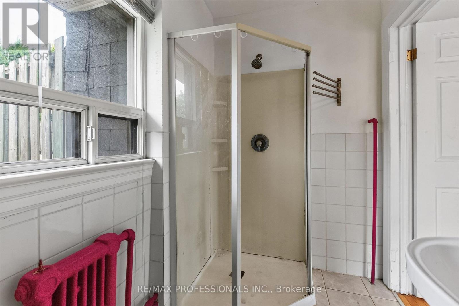 182 Geoffrey Street, Toronto, Ontario M6R 1P7 - Photo 38 - W13581958