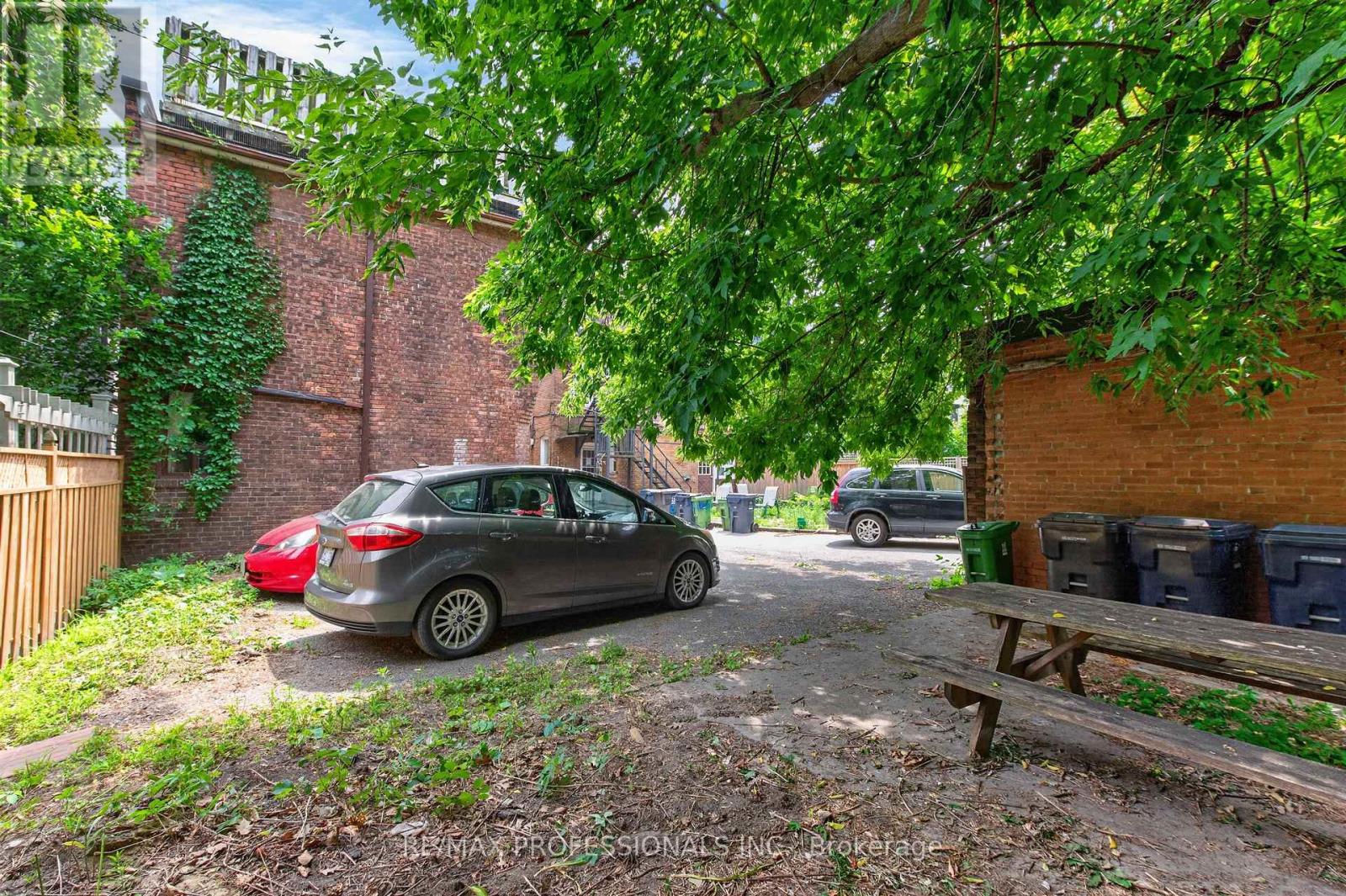 182 Geoffrey Street, Toronto, Ontario M6R 1P7 - Photo 46 - W13581958