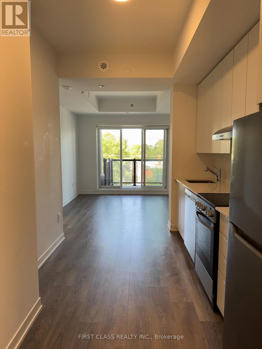 301 - 165 Canon Jackson Drive, Toronto, Ontario  M6M 2G1 - Photo 2 - W13581964
